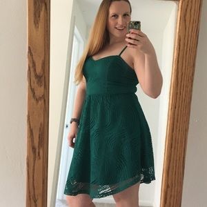 Green crochet-look midi dress